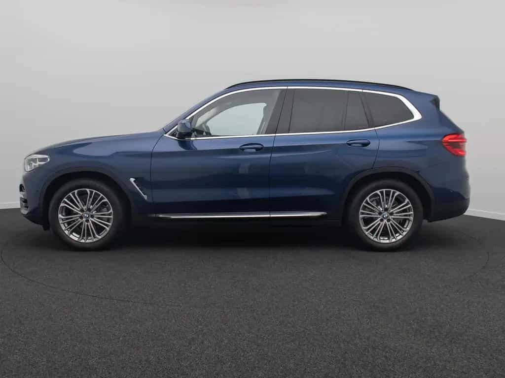 BMW X3 xD20d Luxury Line Kamera AHK HUD Alarm 19Zoll 01/2019-photo-10