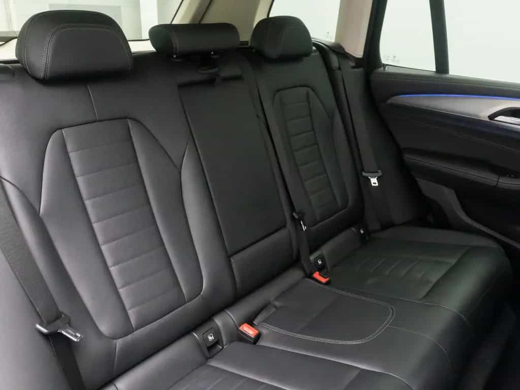 BMW X3 xD20d Luxury Line Kamera AHK HUD Alarm 19Zoll 01/2019-photo-28