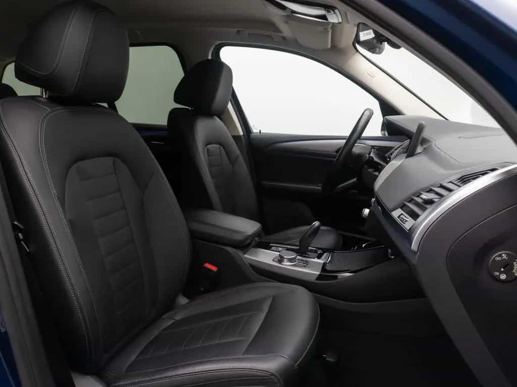 BMW X3 xD20d Luxury Line Kamera AHK HUD Alarm 19Zoll 01/2019-photo-34