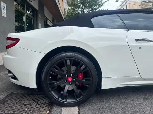 Maserati GranCabrio MASERATI GranCabrio 4.7 V8-Full Optional 06/2011-photo-3