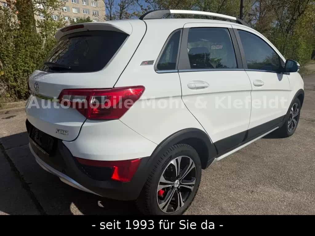 BAIC Senova X25 Automatik*SCHIEBEDACH*PHONE*CAM* 05/2018-photo-5