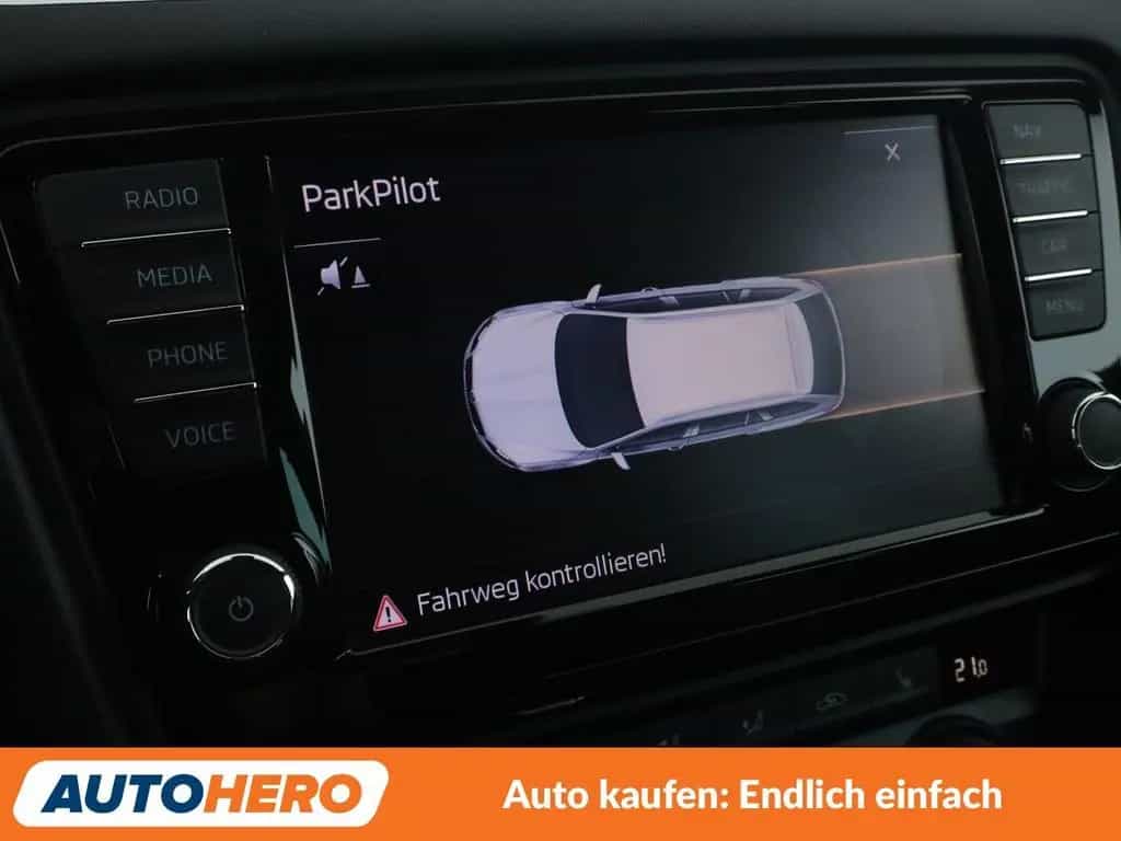 Skoda Octavia 2.0 TSI RS Aut.*NAVI*PDC*SHZ*ACC* 06/2016-photo-22