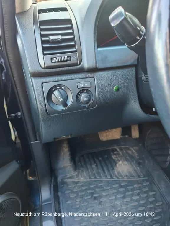Ssangyong REXTON 2.2 Diesel e-XDi 220 Executive 4WD Au... 02/2016-photo-5