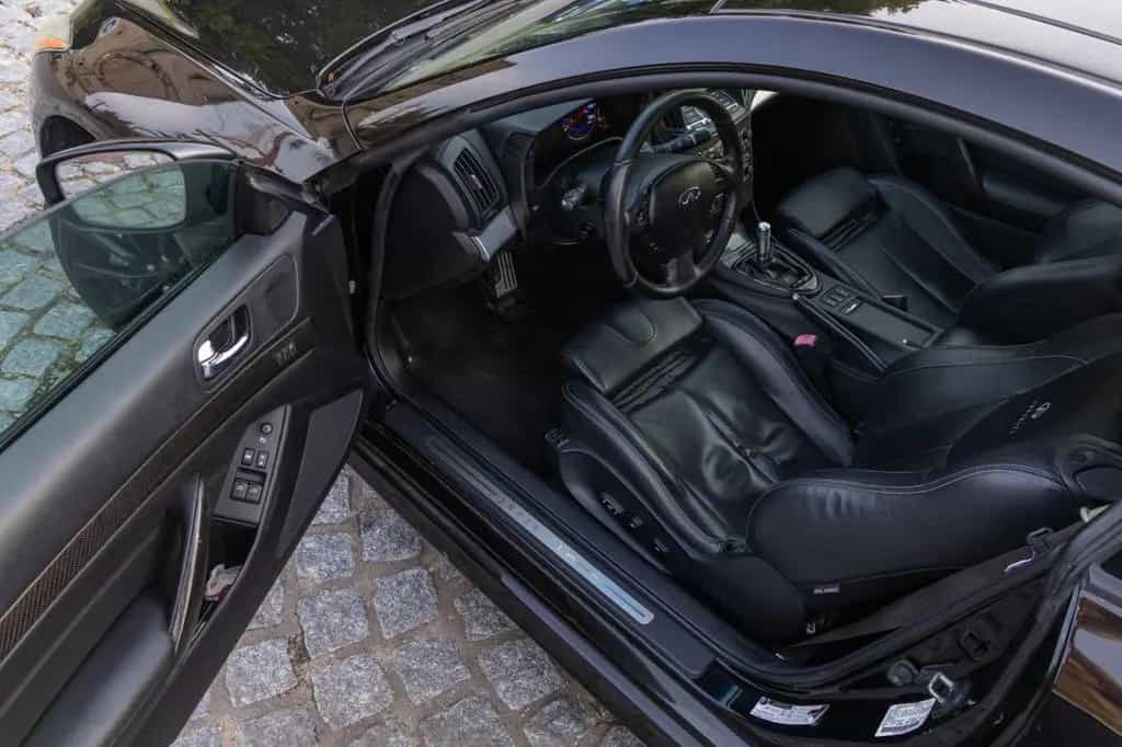 Infiniti G37 03/2007-photo-12