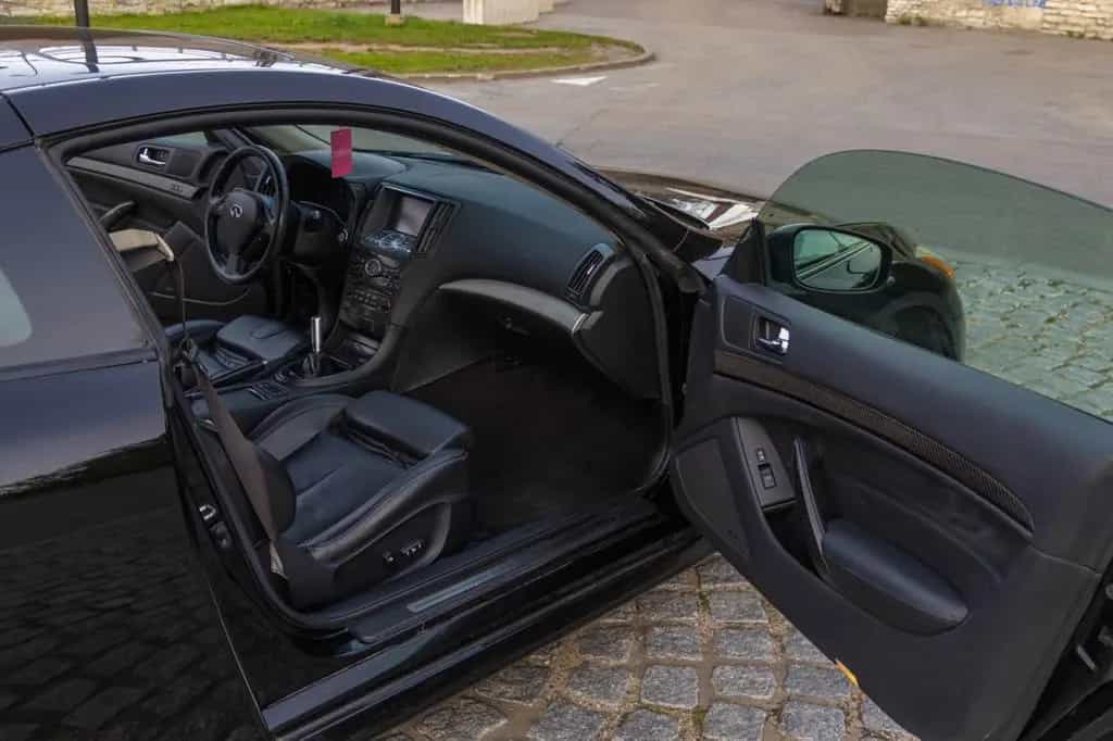 Infiniti G37 03/2007-photo-9