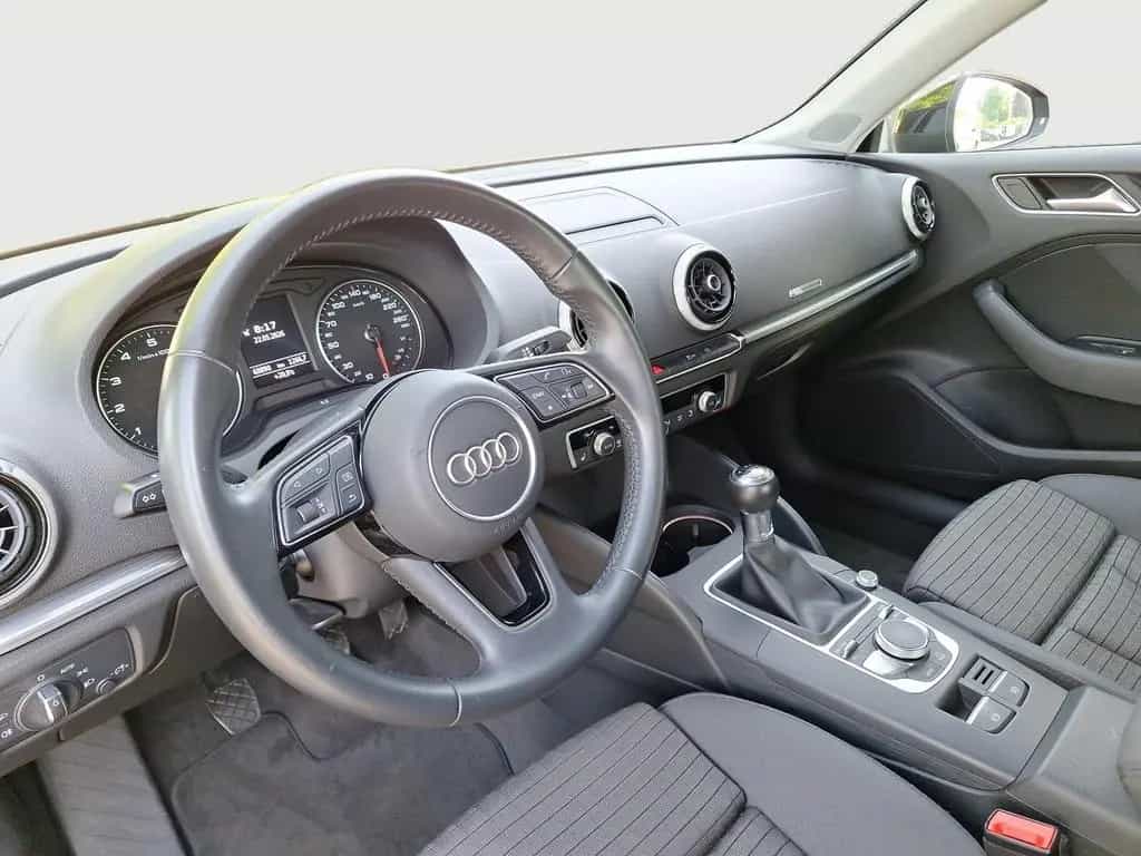 Audi A3 Sportback 30TFSI Sport AHK, MMI-Navi 11/2018-photo-10