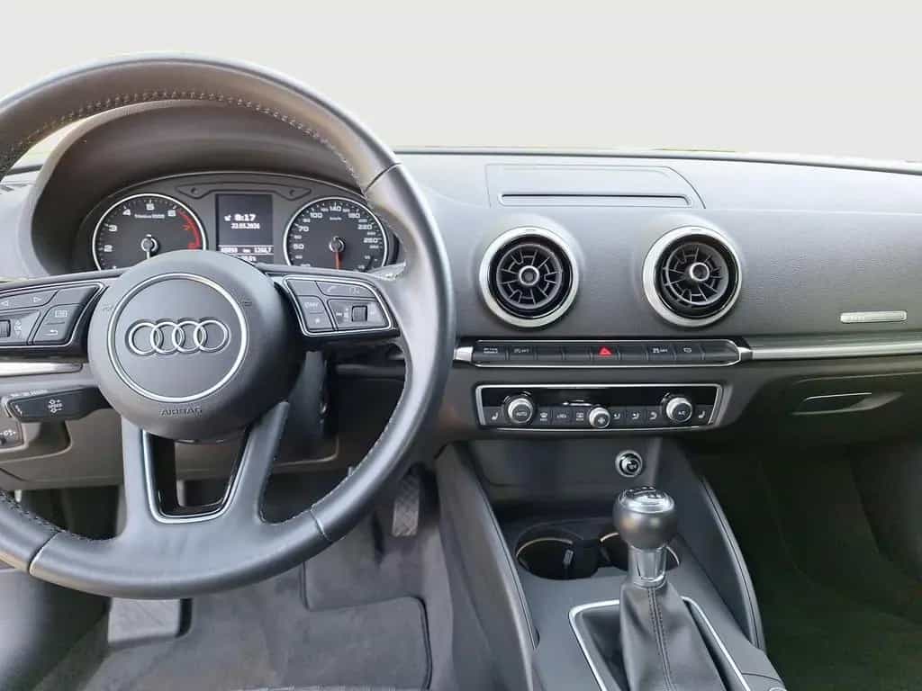 Audi A3 Sportback 30TFSI Sport AHK, MMI-Navi 11/2018-photo-13