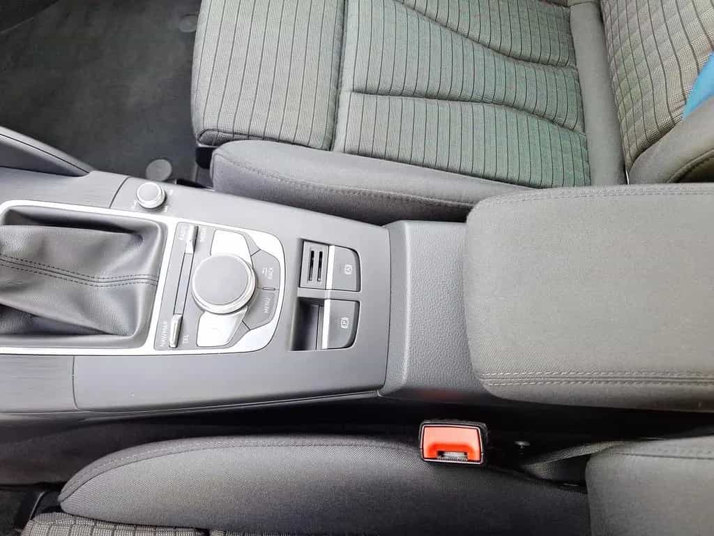 Audi A3 Sportback 30TFSI Sport AHK, MMI-Navi 11/2018-photo-19
