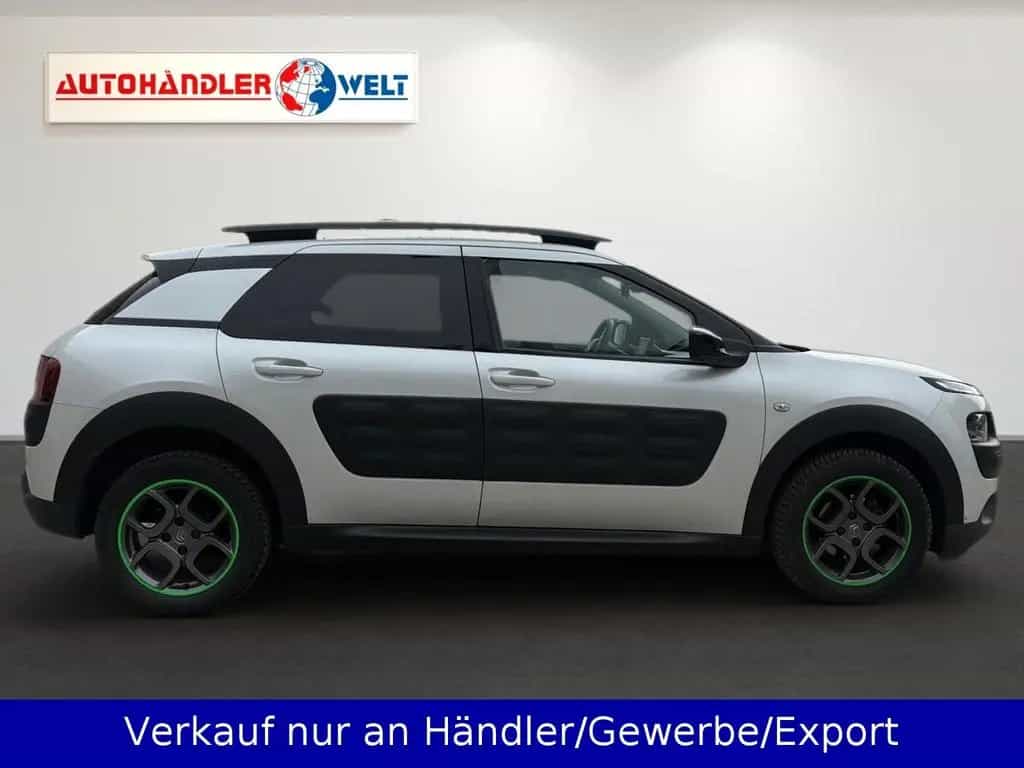 Citroën C4 Cactus 1.2i AAC Navi Pano PDC 03/2017-photo-3