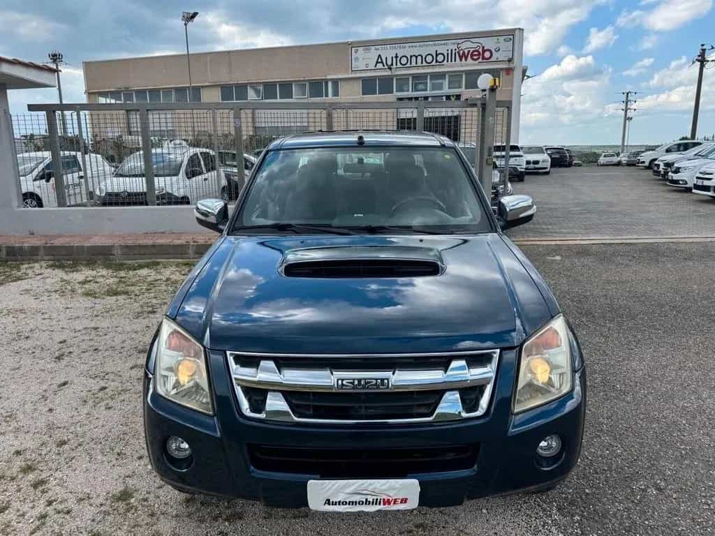 Isuzu D-Max 3.0 TD cat Space Cab 4WD Pick-up LS 05/2011-photo-2