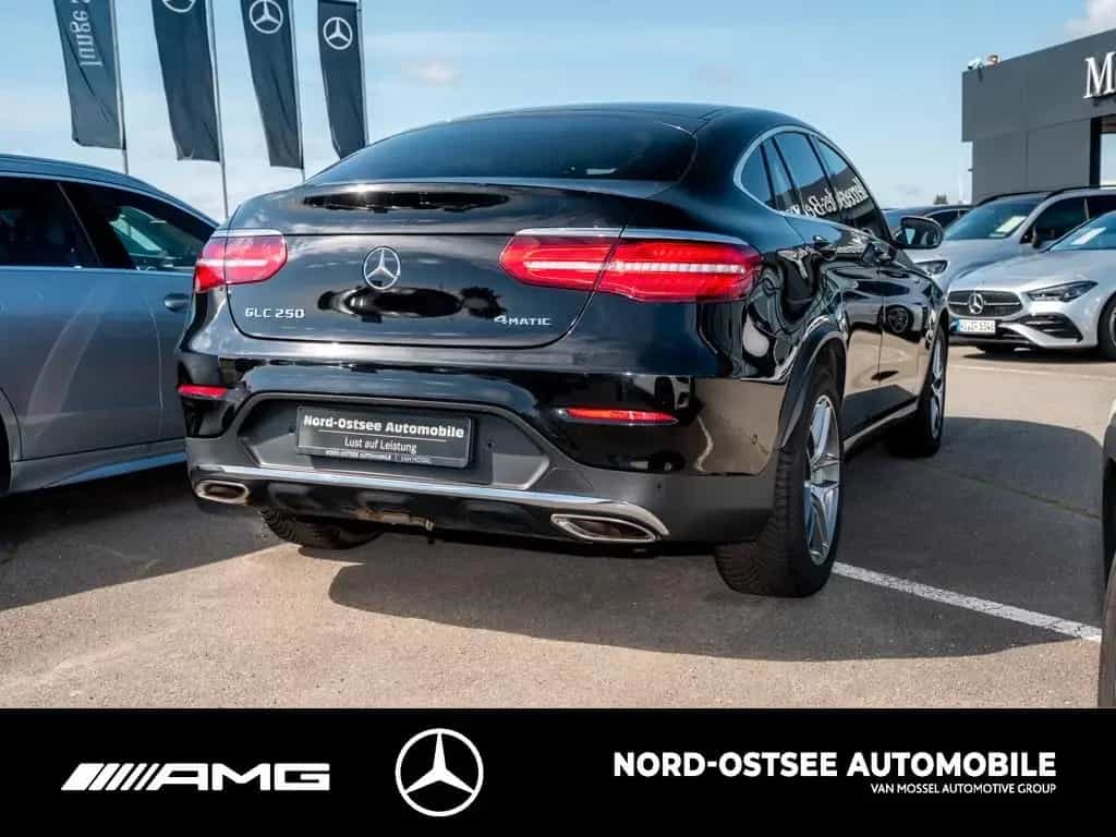 Mercedes-Benz GLC 250 AMG 4M Coupé NAVI 360° TEMPO SCHIEBEDACH 12/2018-photo-3