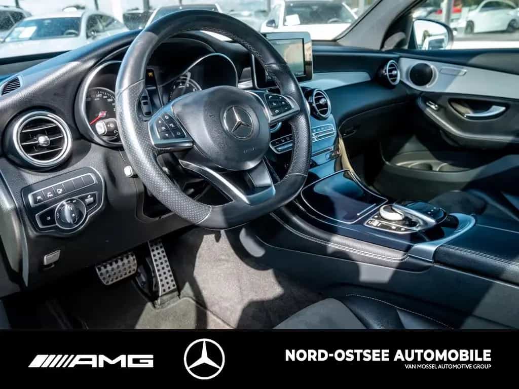 Mercedes-Benz GLC 250 AMG 4M Coupé NAVI 360° TEMPO SCHIEBEDACH 12/2018-photo-6