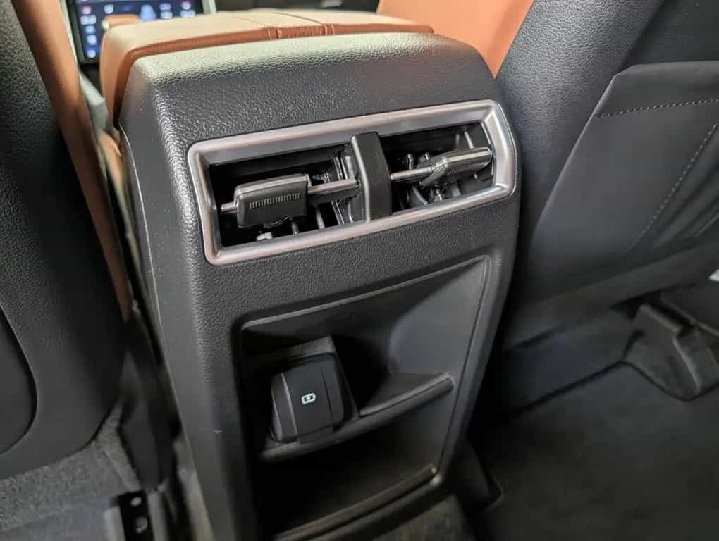Ssangyong Torres 1.5 T Forest Edition AT LED|ACC|4xSHZ|AHK 08/2024-photo-11