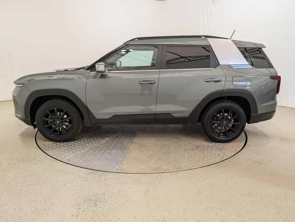 Ssangyong Torres 1.5 T Forest Edition AT LED|ACC|4xSHZ|AHK 08/2024-photo-2