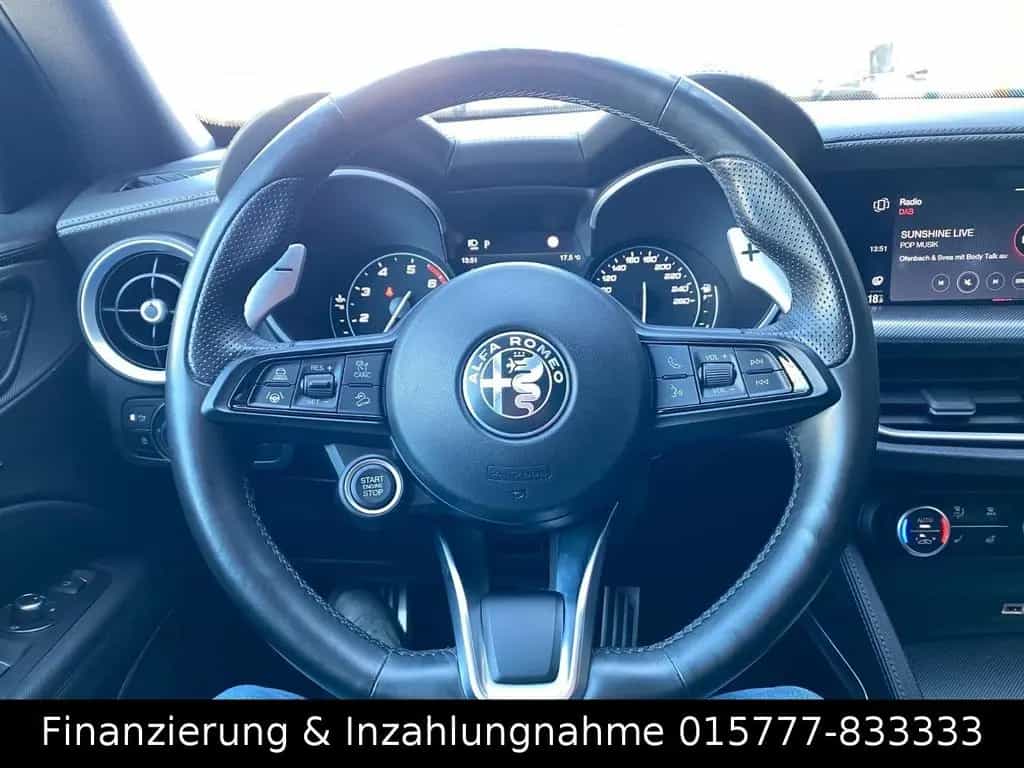 Alfa Romeo Stelvio Veloce Q4 Allrad Xenon Kamera ACC AHK 06/2021-photo-10