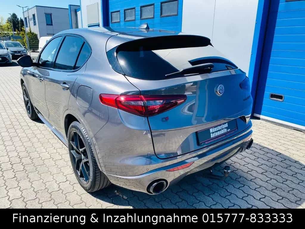 Alfa Romeo Stelvio Veloce Q4 Allrad Xenon Kamera ACC AHK 06/2021-photo-17