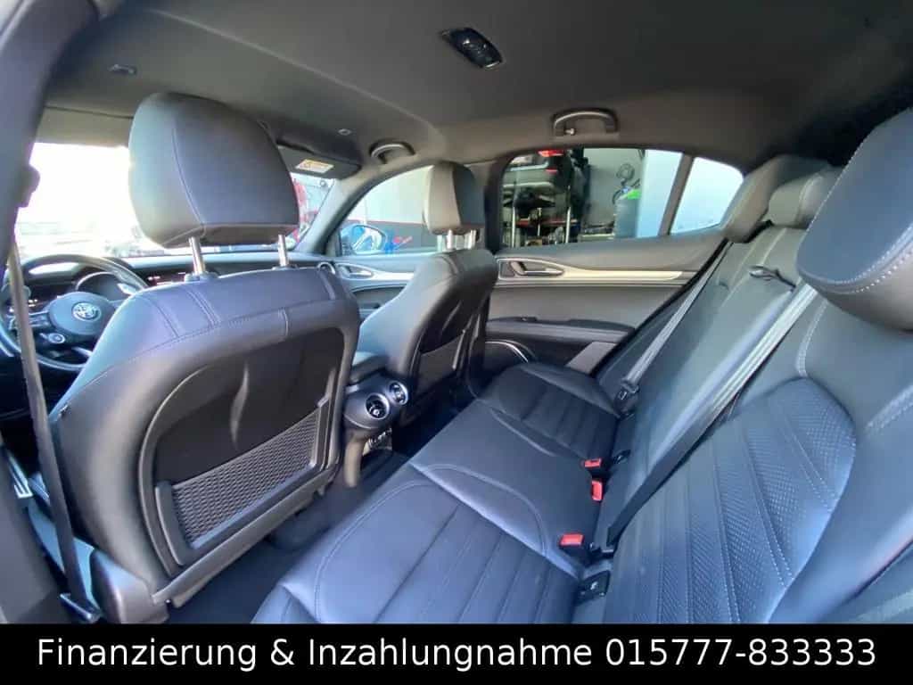 Alfa Romeo Stelvio Veloce Q4 Allrad Xenon Kamera ACC AHK 06/2021-photo-2
