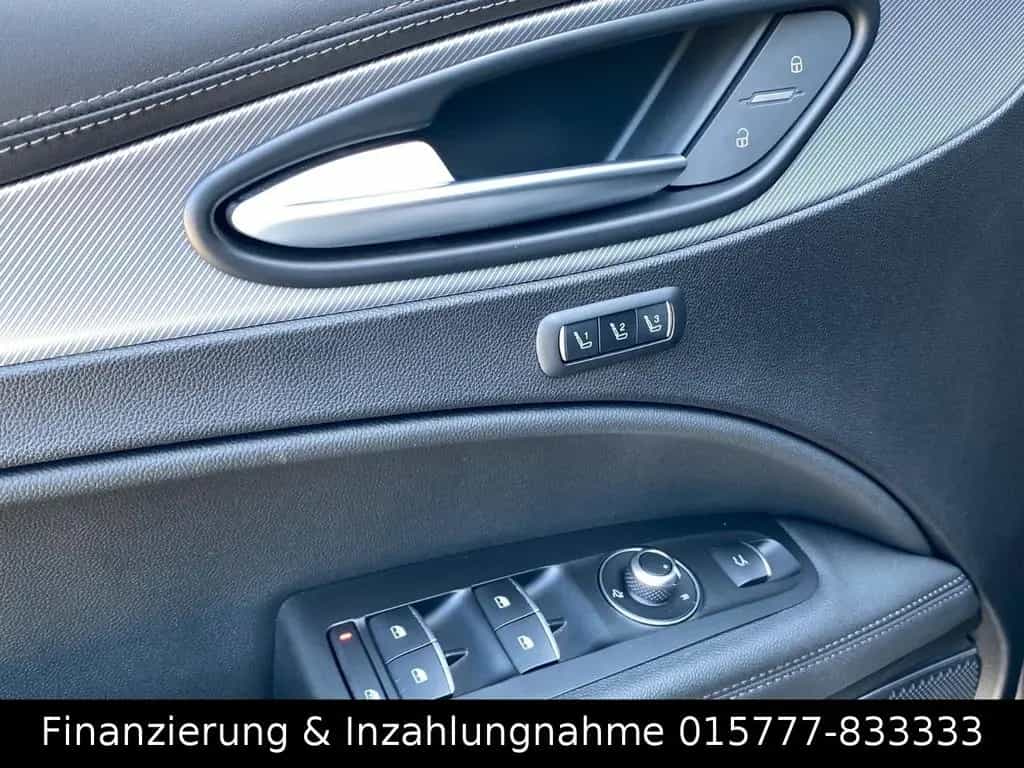 Alfa Romeo Stelvio Veloce Q4 Allrad Xenon Kamera ACC AHK 06/2021-photo-20