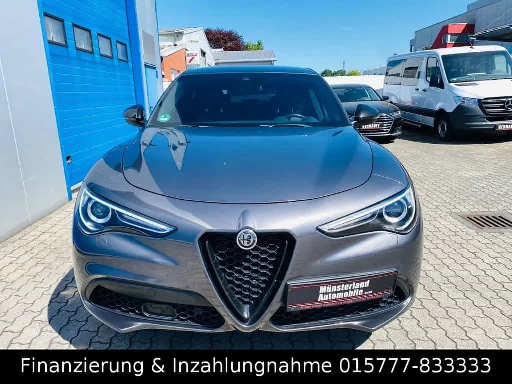 Alfa Romeo Stelvio Veloce Q4 Allrad Xenon Kamera ACC AHK 06/2021-photo-6