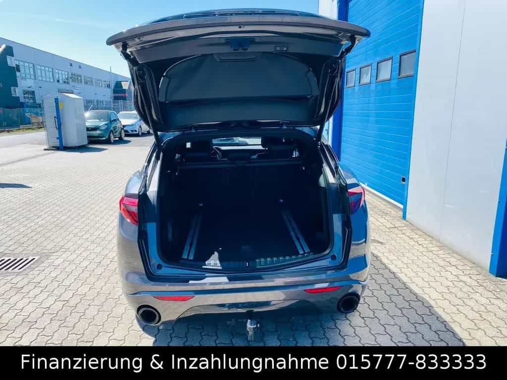 Alfa Romeo Stelvio Veloce Q4 Allrad Xenon Kamera ACC AHK 06/2021-photo-8