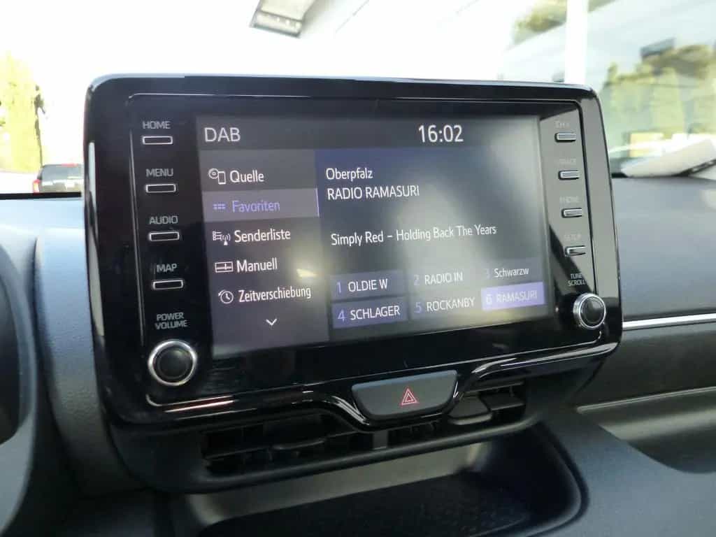 Toyota Yaris 1.5 VVT-iE Klima Kamera SHZ CarPlay Alu 10/2022-photo-15