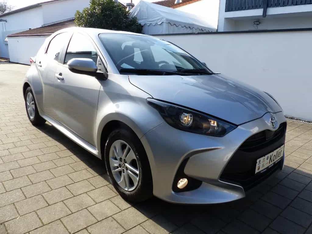Toyota Yaris 1.5 VVT-iE Klima Kamera SHZ CarPlay Alu 10/2022-photo-19