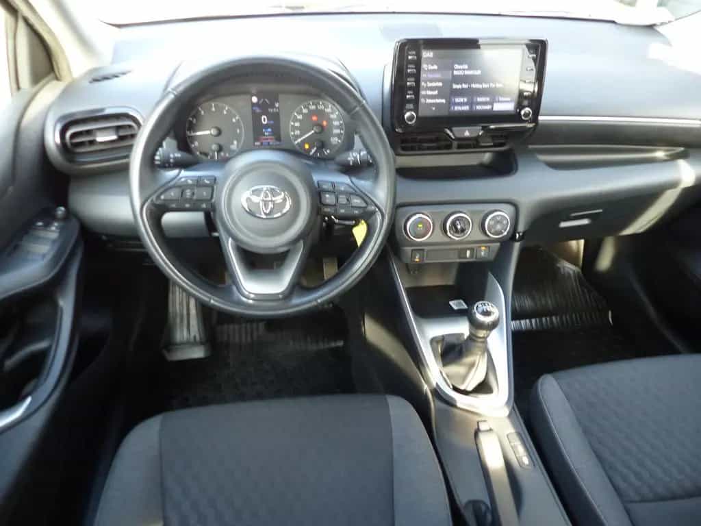Toyota Yaris 1.5 VVT-iE Klima Kamera SHZ CarPlay Alu 10/2022-photo-8