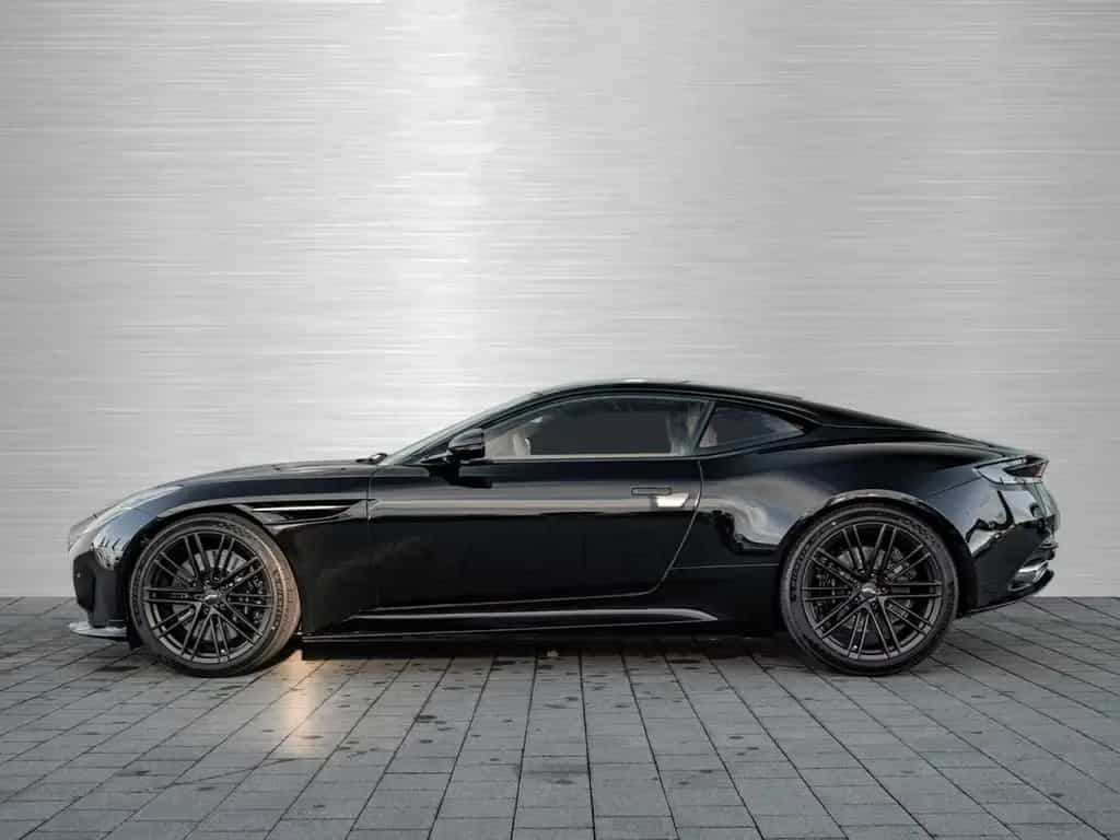 Aston Martin DB12 V8 Coupe null-photo-13