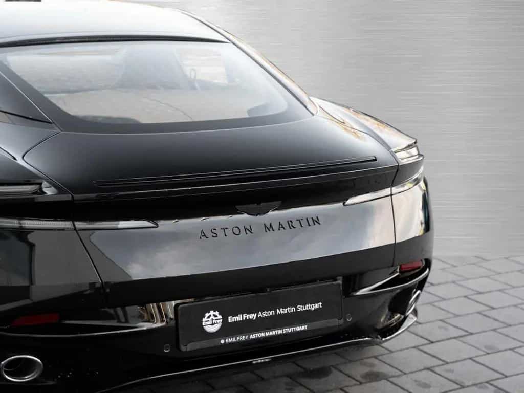 Aston Martin DB12 V8 Coupe null-photo-7