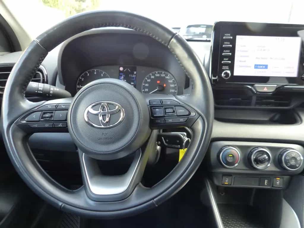 Toyota Yaris 1.5 Kamera LED CarPlay DAB SHZ AHK 04/2021-photo-12