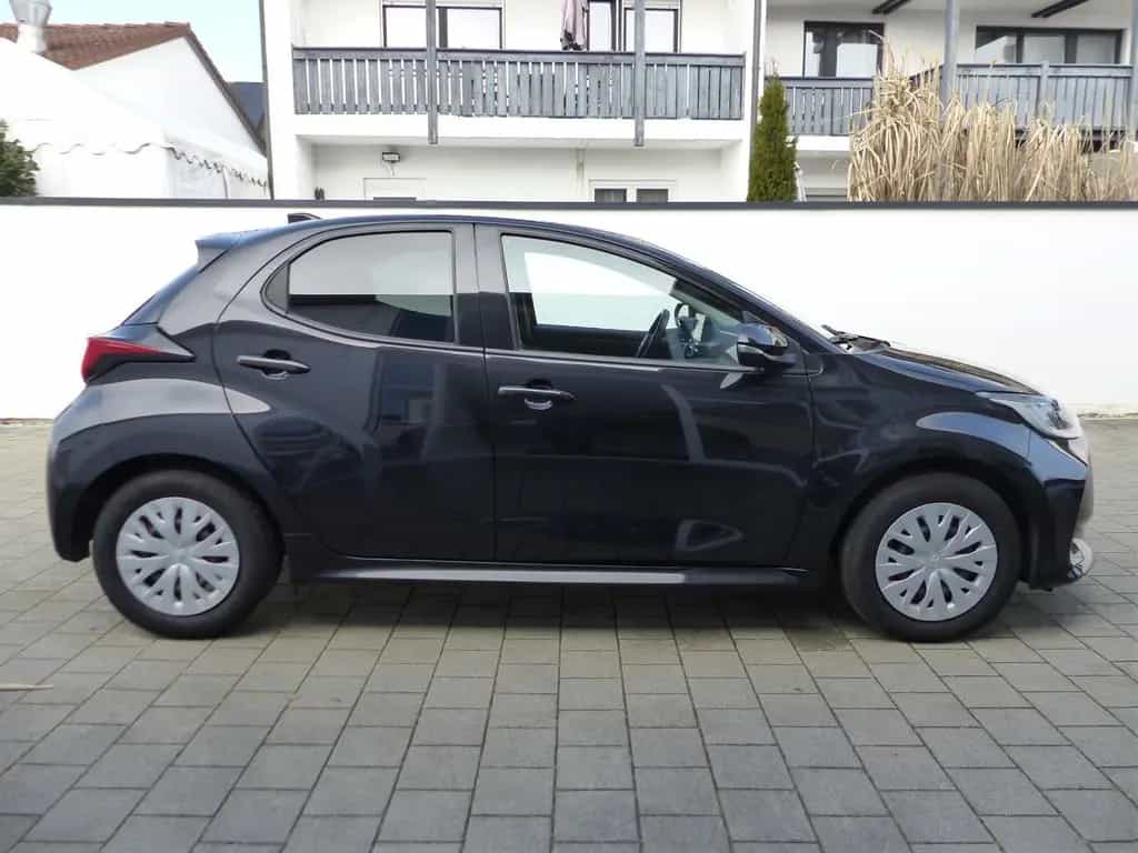 Toyota Yaris 1.5 Kamera LED CarPlay DAB SHZ AHK 04/2021-photo-17