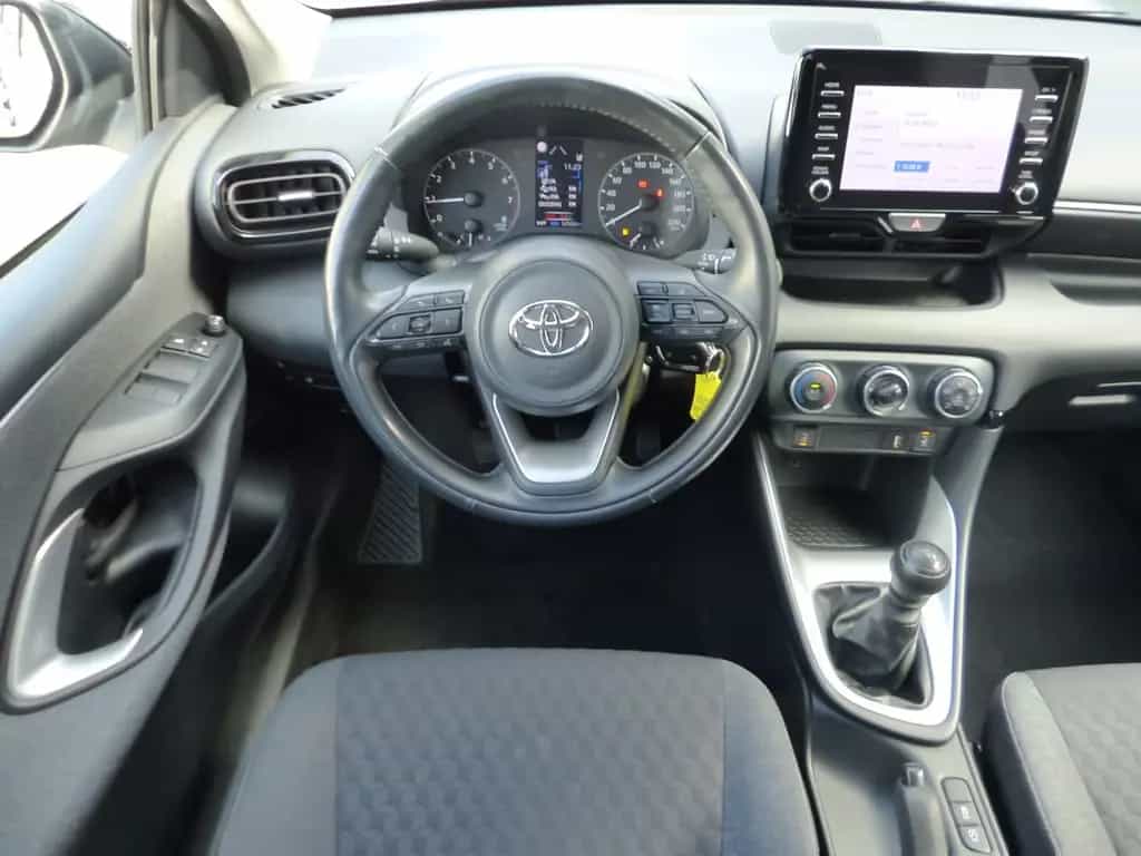 Toyota Yaris 1.5 Kamera LED CarPlay DAB SHZ AHK 04/2021-photo-8