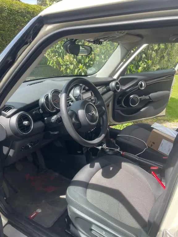 MINI ONE TÜV neu - Service neu - Bremsen vorne/hinten neu 10/2015-photo-4