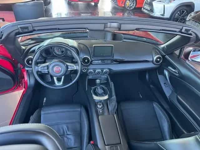 Fiat 124 Spider Lusso KEYLESS NAV RFK SHZ DAB 05/2019-photo-13