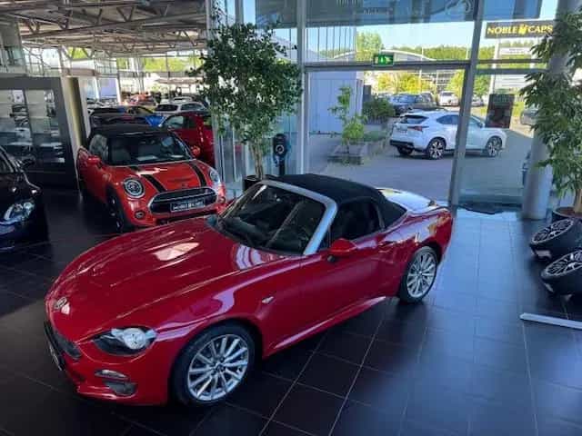 Fiat 124 Spider Lusso KEYLESS NAV RFK SHZ DAB 05/2019-photo-3