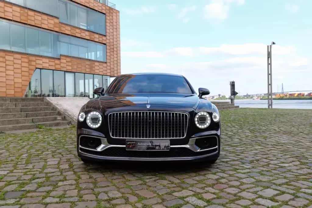 Bentley Flying Spur 6.0 W12 4 Mulliner First Edition 09/2020-photo-1