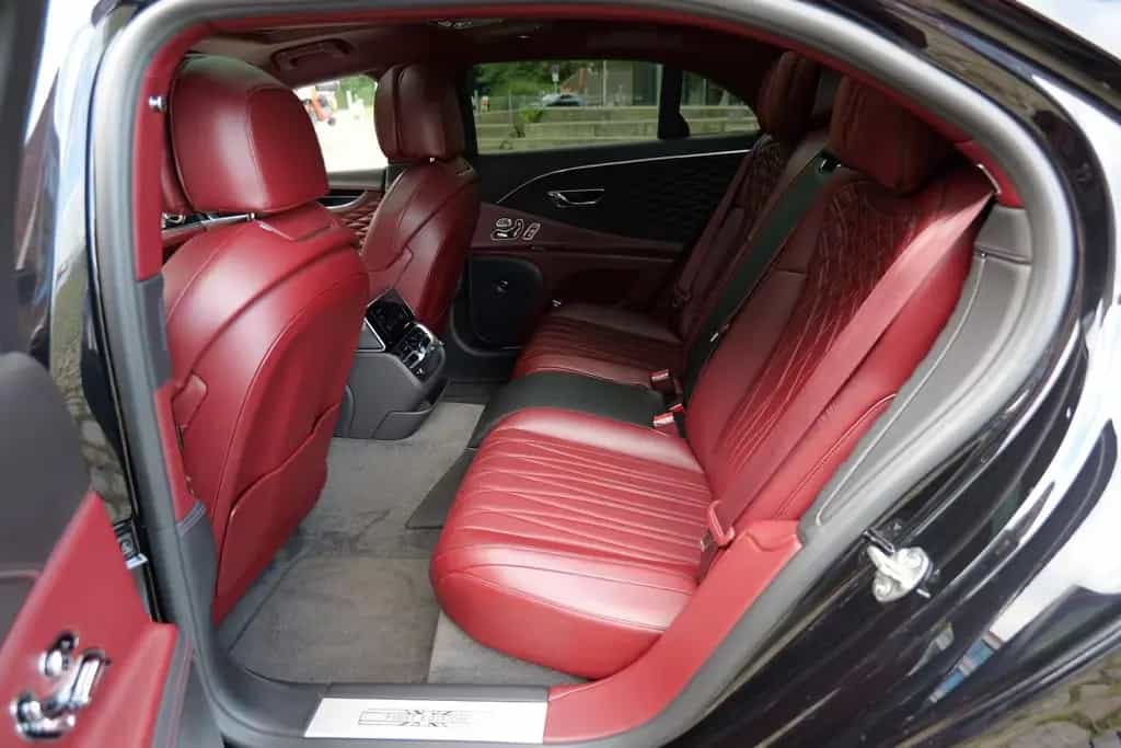 Bentley Flying Spur 6.0 W12 4 Mulliner First Edition 09/2020-photo-10