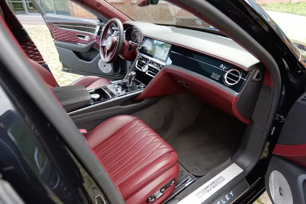 Bentley Flying Spur 6.0 W12 4 Mulliner First Edition 09/2020-photo-11