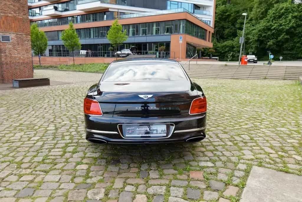 Bentley Flying Spur 6.0 W12 4 Mulliner First Edition 09/2020-photo-3