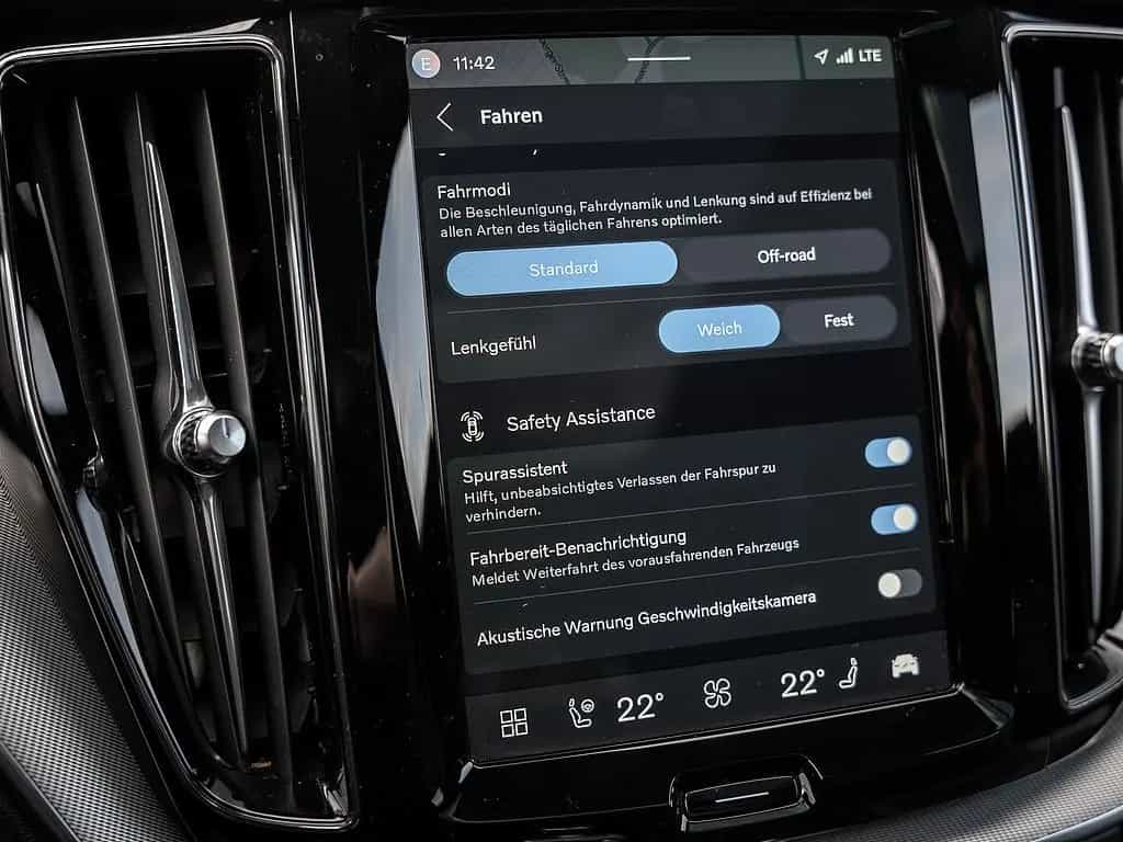 Volvo XC60 B5 AWD Ultimate Dark 07/2023-photo-17