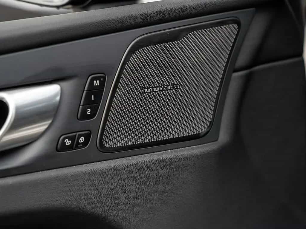 Volvo XC60 B5 AWD Ultimate Dark 07/2023-photo-26
