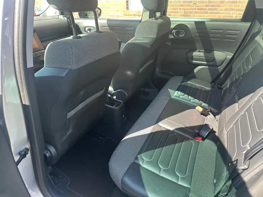 Citroën C3 Aircross Shine PANO/NAVI/SHZ/LEDER/KAMERA 01/2020-photo-16