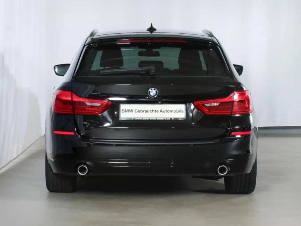 BMW 520 d Touring NAVI Parkassistent Alarm SHZ 12/2018-photo-5