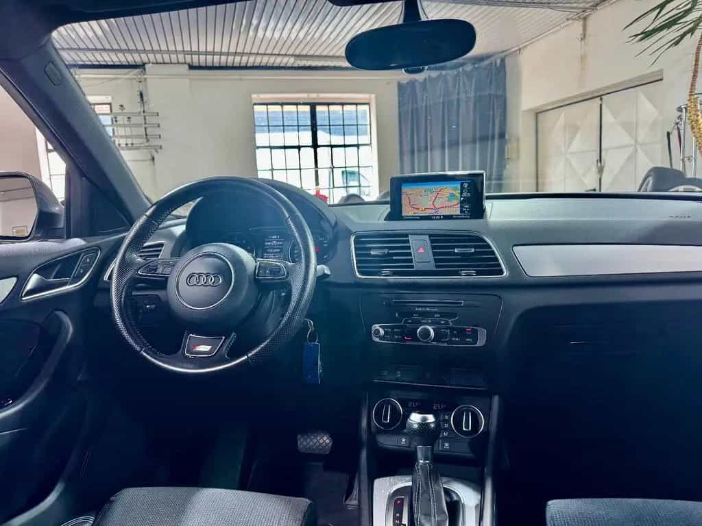 Audi Q3 sport*S-line Selection*DSG*Navi*B.tooth*DSP* 06/2015-photo-11