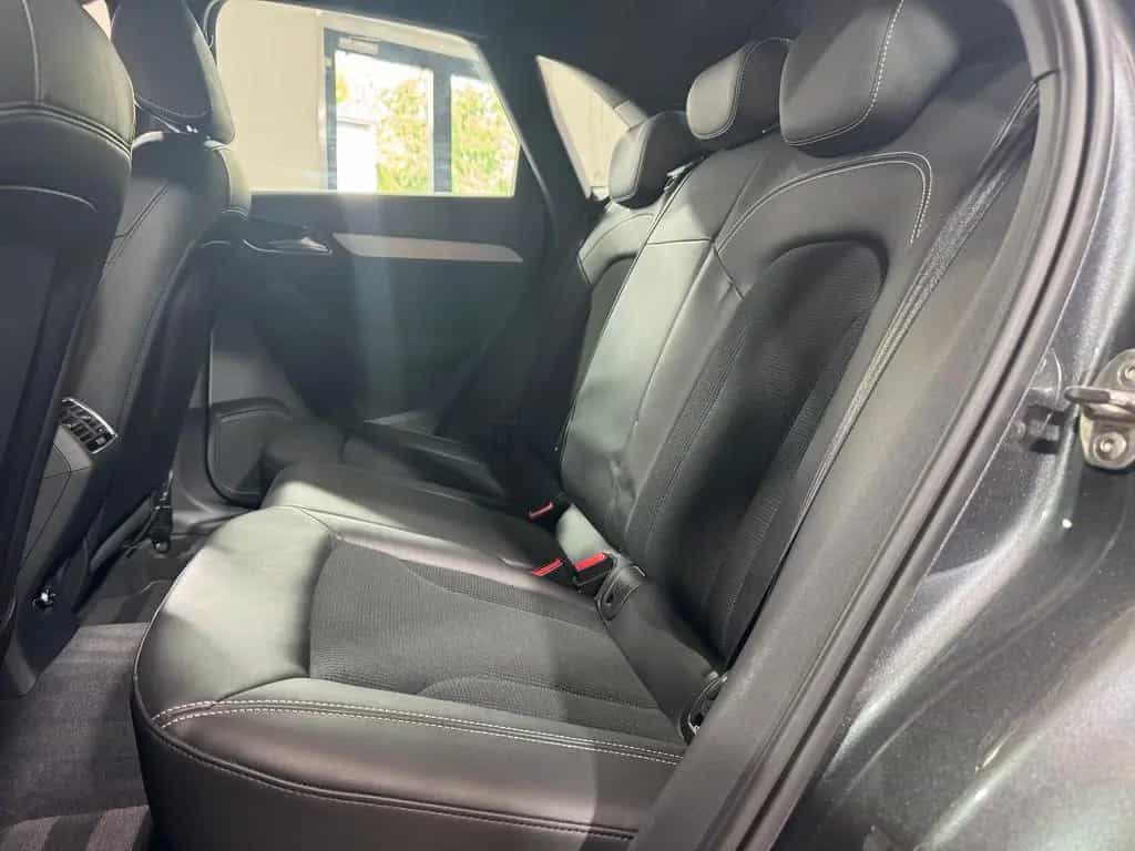 Audi Q3 sport*S-line Selection*DSG*Navi*B.tooth*DSP* 06/2015-photo-29