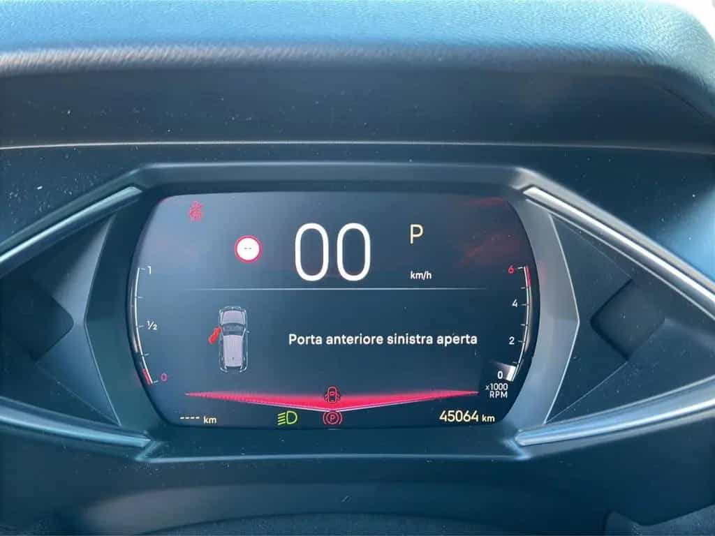 DS Automobiles DS3 Ds DS3 3 BlueHDi 130 aut. Étoile 12/2024-photo-11