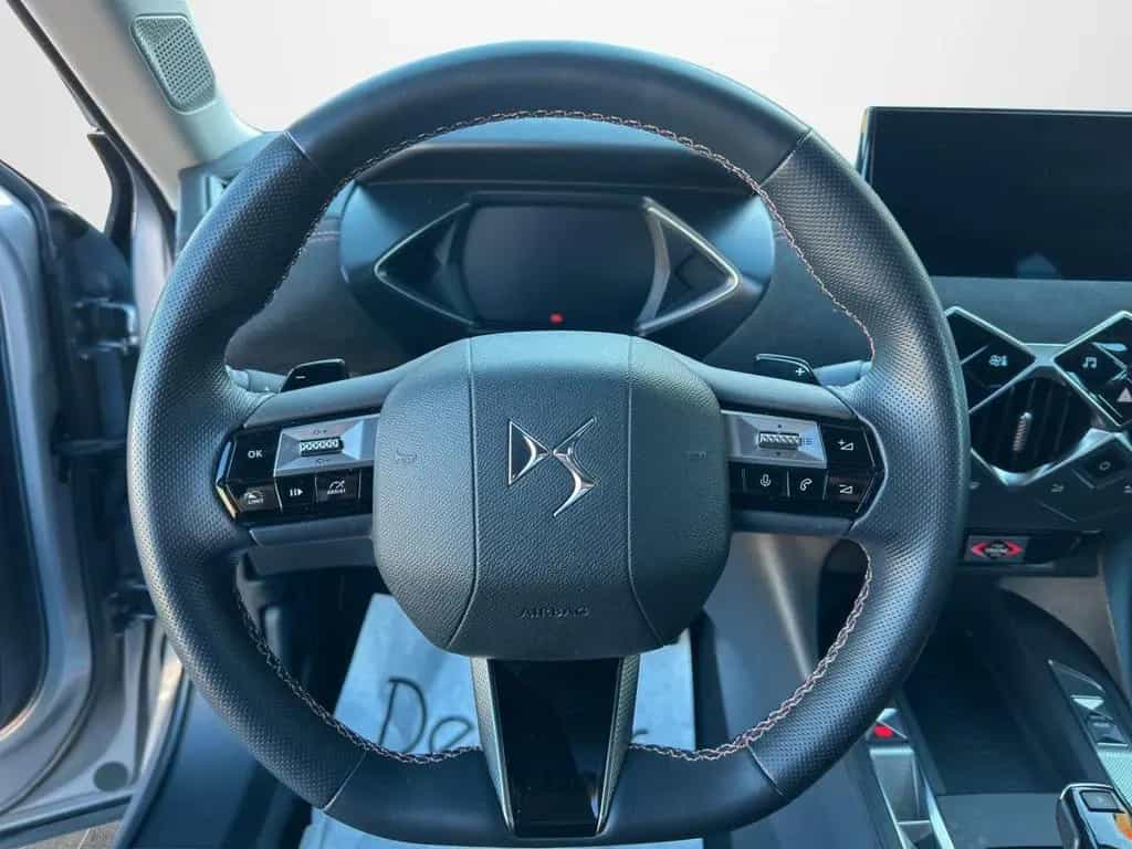 DS Automobiles DS3 Ds DS3 3 BlueHDi 130 aut. Étoile 12/2024-photo-9