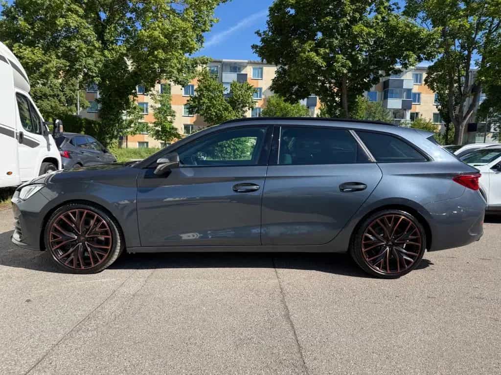 Cupra Leon Sportstourer VZ AUT~Beats~Navi~ACC~Copper~ 04/2023-photo-1