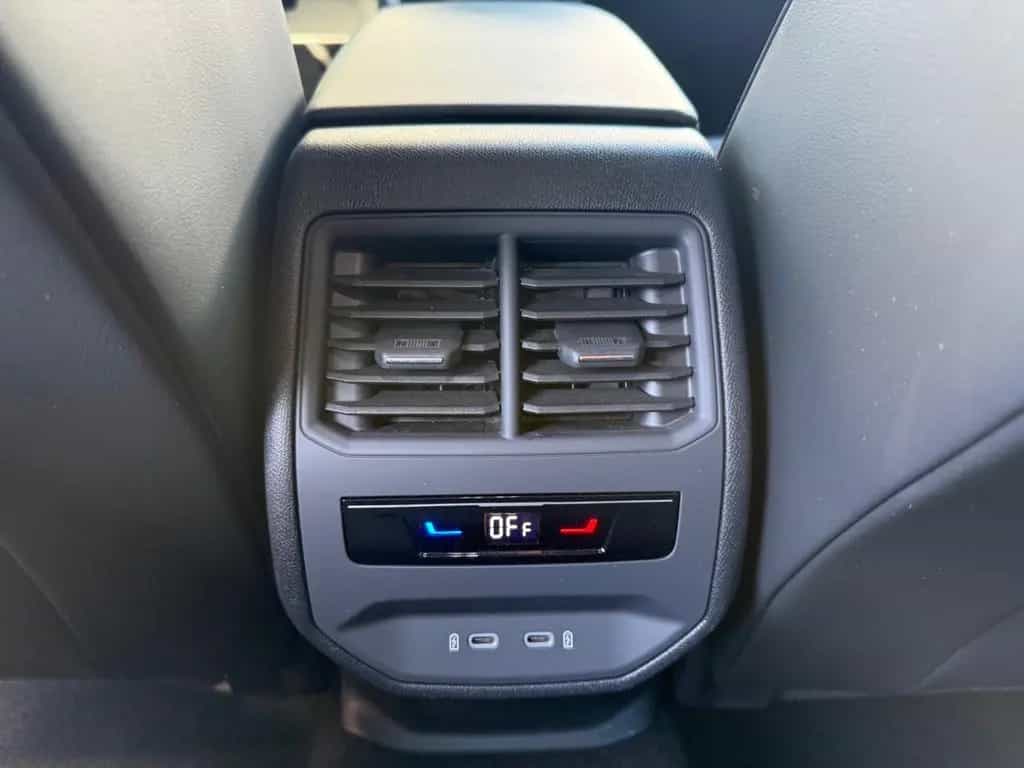 Cupra Leon Sportstourer VZ AUT~Beats~Navi~ACC~Copper~ 04/2023-photo-24