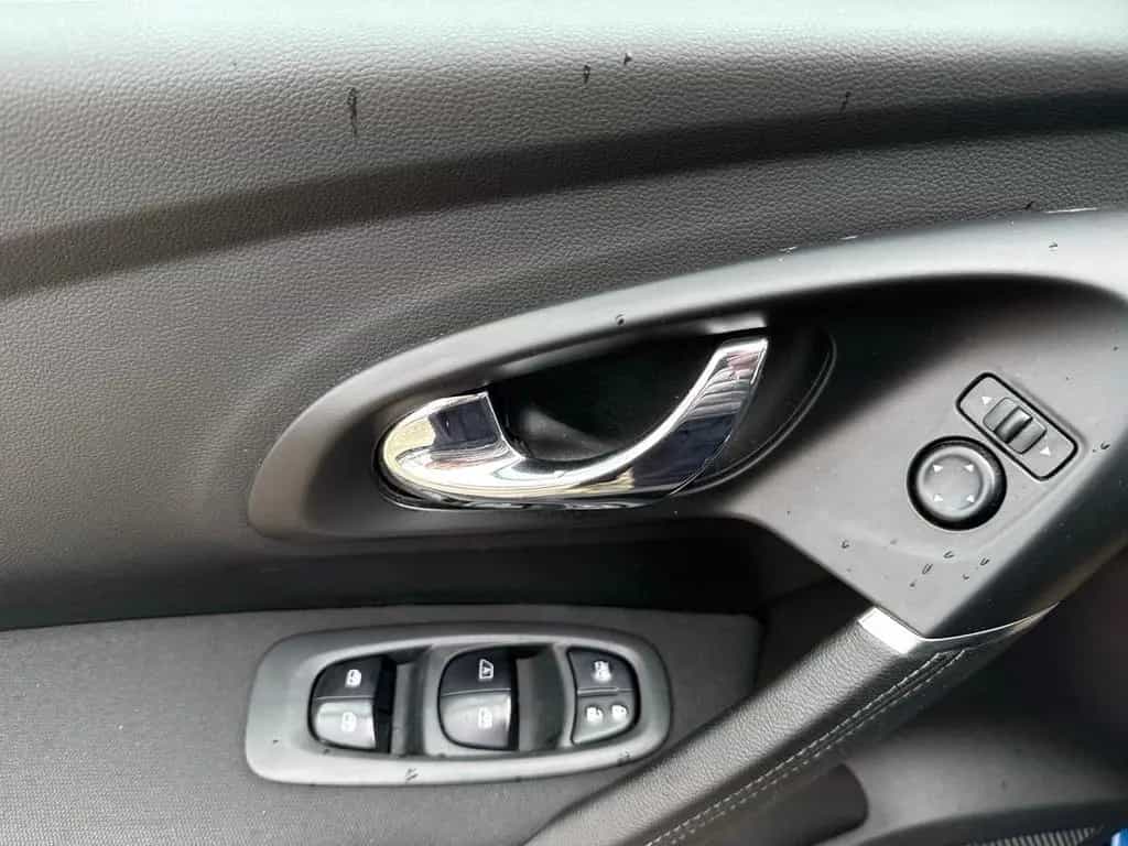 Renault Kadjar LIFE ENERGY 1.2 TCe CD+MP3+LM-RÄDER 12/2015-photo-19